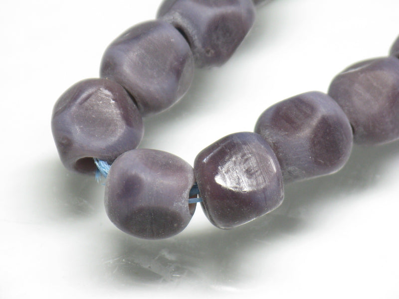 TOKO-BEADS AG952N-17 Glass bead (strand) 10~12mm AG952N-17 六面カットビーズ（連） 10~12mm Asian bead & African bead  Handmade,Lampeork,bead,asia,india,ethnic,parts,accessory,beads とんぼ玉,ビーズ,トンボ玉,アジア,インド,エスニック,手作り,パーツ,アクセサリー