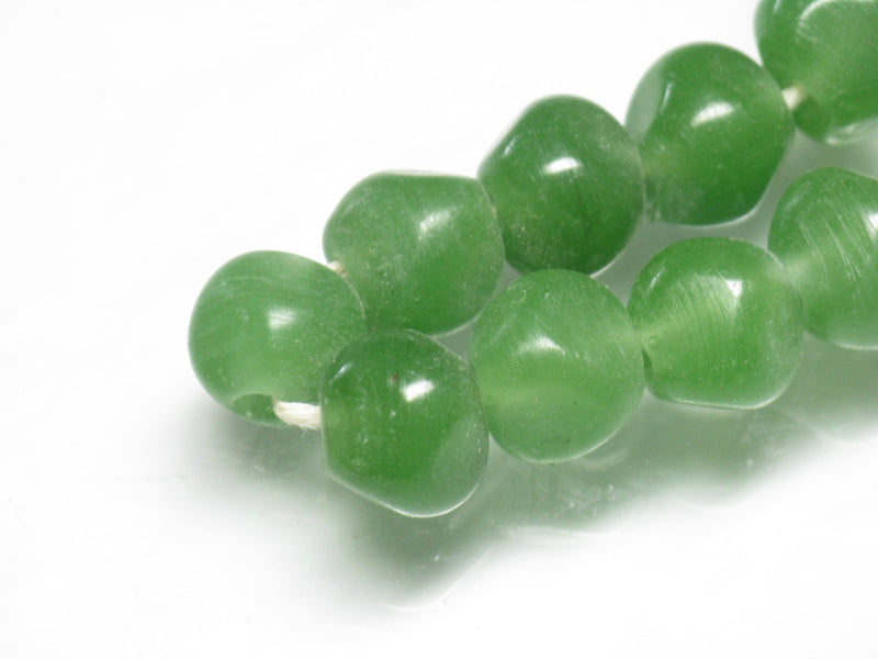 TOKO-BEADS AG952-40N Glass bead (strand) 12mm AG952-40N 六面カットビーズ（連） 12mm Asian bead & African bead  Handmade,Lampeork,bead,asia,india,ethnic,parts,accessory,beads とんぼ玉,ビーズ,トンボ玉,アジア,インド,エスニック,手作り,パーツ,アクセサリー