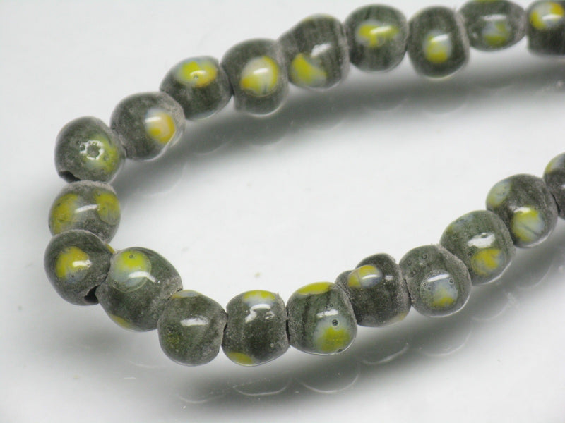 AG955N-33 Glass beads (strand) 4~6mm
