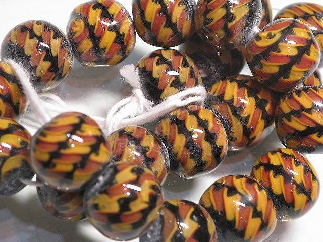 TOKO-BEADS AG969N-14 Glass bead (strand) 18mm AG969N-14 大粒モザイクとんぼ玉（連） 18mm Asian bead & African bead  Handmade,Lampeork,bead,asia,india,ethnic,parts,accessory,beads とんぼ玉,ビーズ,トンボ玉,アジア,インド,エスニック,手作り,パーツ,アクセサリー