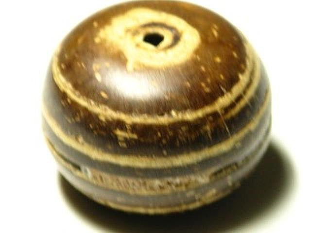 TOKO-BEADS AW176-26 Palm wood bead 26mm AW176-26 ココナッツビーズ 26mm Asian bead & African bead  Handmade,Lampeork,bead,asia,india,ethnic,parts,accessory,beads とんぼ玉,ビーズ,トンボ玉,アジア,インド,エスニック,手作り,パーツ,アクセサリー