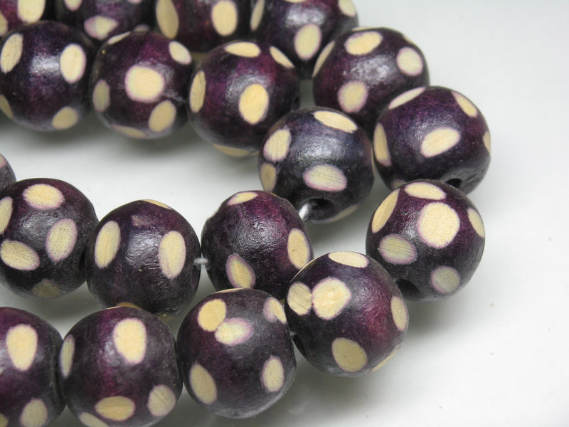 TOKO-BEADS AW177-04N Wooden bead (strand) 16mm AW177-04N ウッドビーズ（連） 16mm Asian bead & African bead  Handmade,Lampeork,bead,asia,india,ethnic,parts,accessory,beads とんぼ玉,ビーズ,トンボ玉,アジア,インド,エスニック,手作り,パーツ,アクセサリー