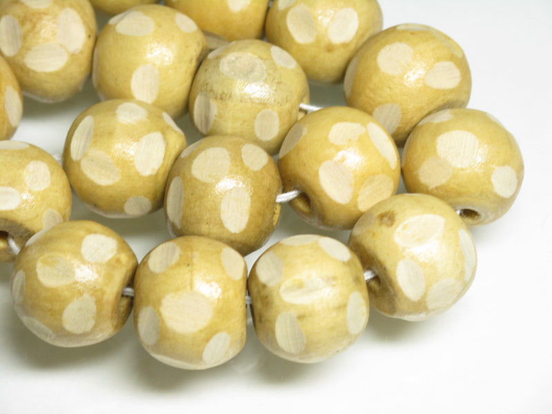 TOKO-BEADS AW177-18N Wooden bead (strand) 15~16mm AW177-18N ウッドビーズ（連） 15~16mm Asian bead & African bead  Handmade,Lampeork,bead,asia,india,ethnic,parts,accessory,beads とんぼ玉,ビーズ,トンボ玉,アジア,インド,エスニック,手作り,パーツ,アクセサリー