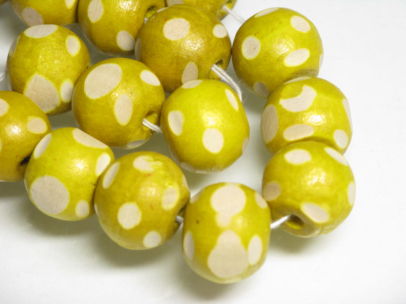 TOKO-BEADS AW177-19N Wooden bead (strand) 15~16mm AW177-19N ウッドビーズ（連） 15~16mm Asian bead & African bead  Handmade,Lampeork,bead,asia,india,ethnic,parts,accessory,beads とんぼ玉,ビーズ,トンボ玉,アジア,インド,エスニック,手作り,パーツ,アクセサリー