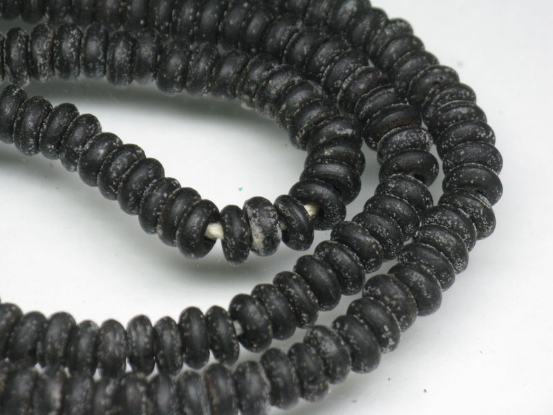 TOKO-BEADS AW180-01N Palm wood bead (strand) 5.5mm AW180-01N ココナッツビーズ（連） 5.5mm Asian bead & African bead  Handmade,Lampeork,bead,asia,india,ethnic,parts,accessory,beads とんぼ玉,ビーズ,トンボ玉,アジア,インド,エスニック,手作り,パーツ,アクセサリー