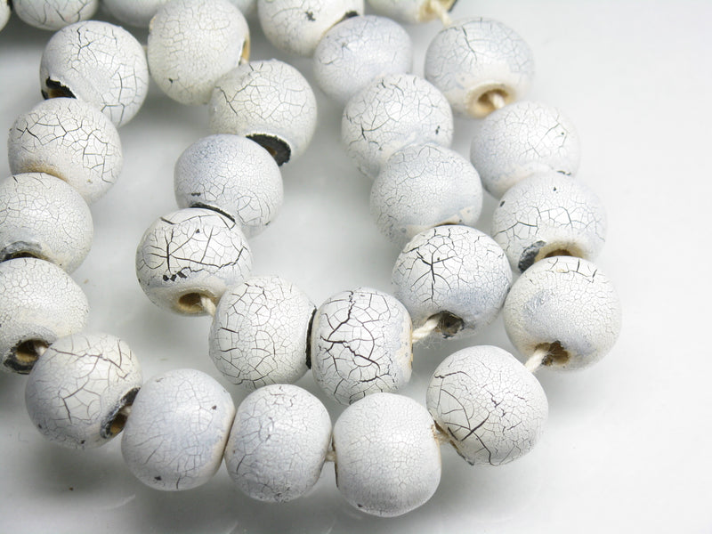 TOKO-BEADS AW184-76P Wooden bead (40pcs) 11mm AW184-76P クラックウッドビーズ（40個パック） 11mm Asian bead & African bead  Handmade,Lampeork,bead,asia,india,ethnic,parts,accessory,beads とんぼ玉,ビーズ,トンボ玉,アジア,インド,エスニック,手作り,パーツ,アクセサリー