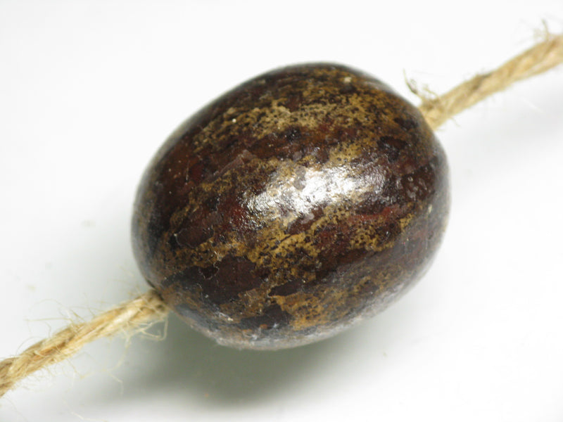 TOKO-BEADS AW207-32 Nuts & Seeds Charm 22.5mm AW207-32 木の実・豆チャーム 22.5mm Asian bead & African bead  Handmade,Lampeork,bead,asia,india,ethnic,parts,accessory,beads とんぼ玉,ビーズ,トンボ玉,アジア,インド,エスニック,手作り,パーツ,アクセサリー