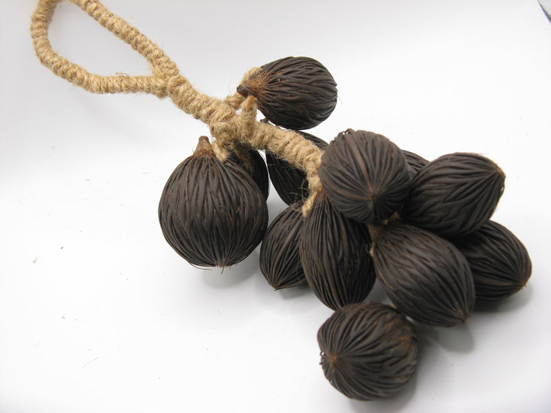 TOKO-BEADS AW207N-84 Botanical seed ornament L:26Cmmm AW207N-84 木の実のオーナメント L:26Cmmm Asian bead & African bead  Handmade,Lampeork,bead,asia,india,ethnic,parts,accessory,beads とんぼ玉,ビーズ,トンボ玉,アジア,インド,エスニック,手作り,パーツ,アクセサリー