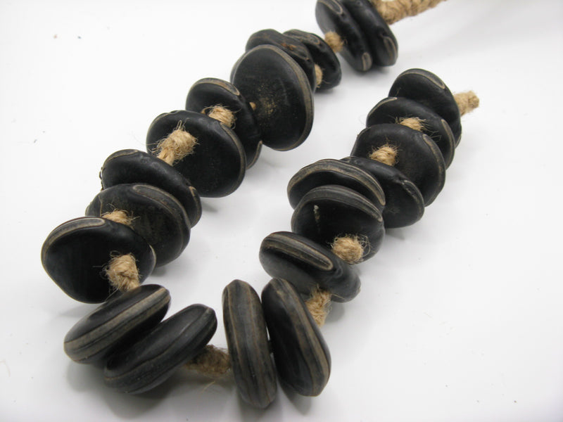 TOKO-BEADS AW207N-85 Botanical seed ornament L:47Cmmm AW207N-85 木の実のオーナメント L:47Cmmm Asian bead & African bead  Handmade,Lampeork,bead,asia,india,ethnic,parts,accessory,beads とんぼ玉,ビーズ,トンボ玉,アジア,インド,エスニック,手作り,パーツ,アクセサリー