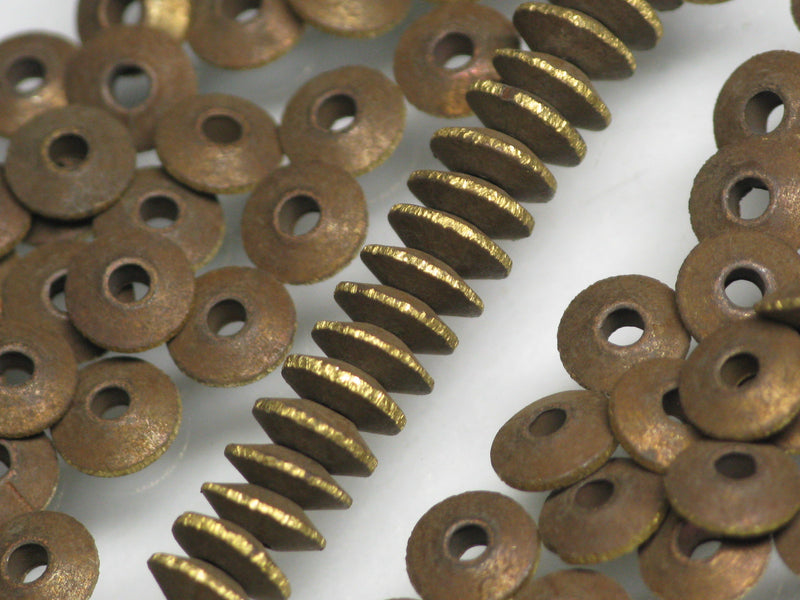 TOKO-BEADS BM001-02P Metal bead (50pcs) 4.9mm BM001-02P メタルビーズ（50個パック） 4.9mm Asian bead & African bead  Handmade,Lampeork,bead,asia,india,ethnic,parts,accessory,beads とんぼ玉,ビーズ,トンボ玉,アジア,インド,エスニック,手作り,パーツ,アクセサリー