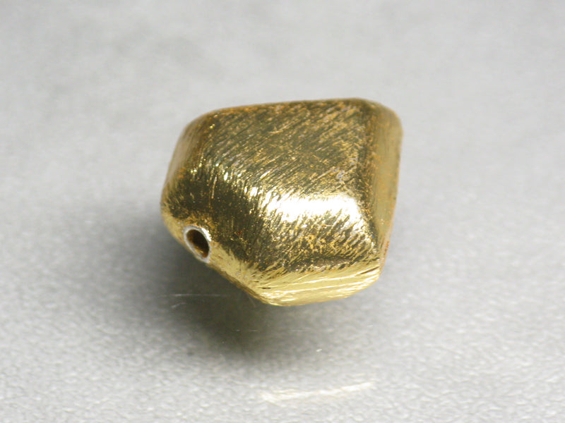 TOKO-BEADS BM202-06 Hollow metal bead 15.5mm BM202-06 中空メタルビーズ 15.5mm Asian bead & African bead  Handmade,Lampeork,bead,asia,india,ethnic,parts,accessory,beads とんぼ玉,ビーズ,トンボ玉,アジア,インド,エスニック,手作り,パーツ,アクセサリー