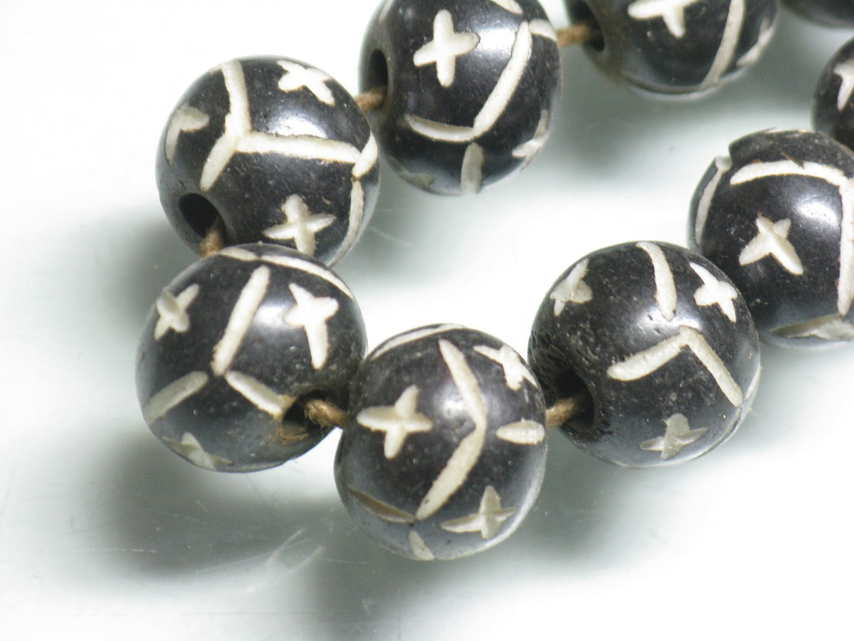 TOKO-BEADS |CB022P ボーンビーズ（75g 約52個） 11~11.5mm
