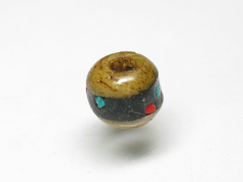 TOKO-BEADS CB204-01S Tibetan bone bead type A 9mm CB204-01S チベットボーンビーズA 9mm Asian bead & African bead  Handmade,Lampeork,bead,asia,india,ethnic,parts,accessory,beads とんぼ玉,ビーズ,トンボ玉,アジア,インド,エスニック,手作り,パーツ,アクセサリー