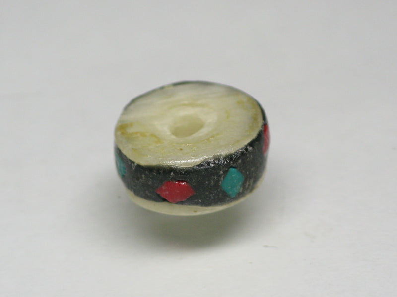 TOKO-BEADS CB207-01S Tibetan bone bead type A 11mm CB207-01S チベットボーンビーズA 11mm Asian bead & African bead  Handmade,Lampeork,bead,asia,india,ethnic,parts,accessory,beads とんぼ玉,ビーズ,トンボ玉,アジア,インド,エスニック,手作り,パーツ,アクセサリー