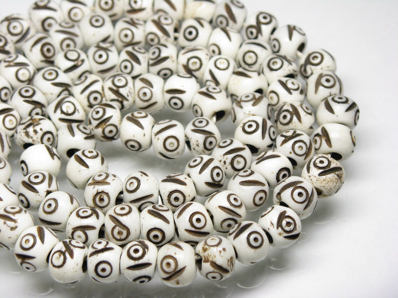 TOKO-BEADS CB210-01N Bone bead (strand) 8~8.5mm CB210-01N ボーンビーズ（連） 8~8.5mm Asian bead & African bead  Handmade,Lampeork,bead,asia,india,ethnic,parts,accessory,beads とんぼ玉,ビーズ,トンボ玉,アジア,インド,エスニック,手作り,パーツ,アクセサリー