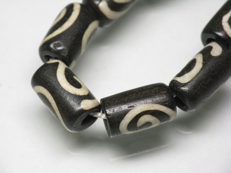 TOKO-BEADS CB210-13N Bone bead (strand) 7~8mm CB210-13N ボーンビーズ（連） 7~8mm Asian bead & African bead  Handmade,Lampeork,bead,asia,india,ethnic,parts,accessory,beads とんぼ玉,ビーズ,トンボ玉,アジア,インド,エスニック,手作り,パーツ,アクセサリー