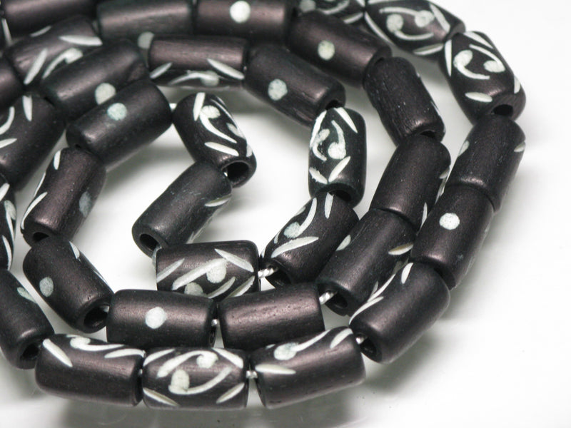 TOKO-BEADS CB210-15N Bone bead (strand) 7~8mm CB210-15N ボーンビーズ（連） 7~8mm Asian bead & African bead  Handmade,Lampeork,bead,asia,india,ethnic,parts,accessory,beads とんぼ玉,ビーズ,トンボ玉,アジア,インド,エスニック,手作り,パーツ,アクセサリー