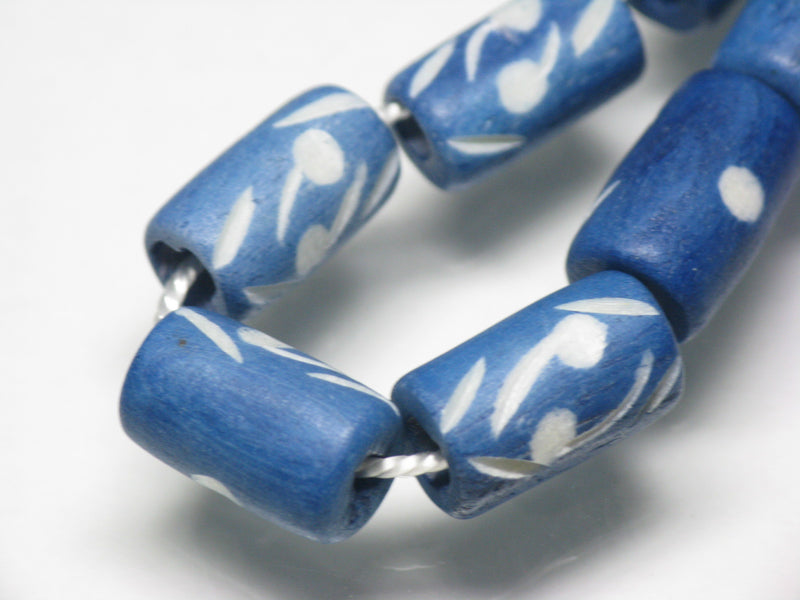 TOKO-BEADS CB210-17N Bone bead (strand) 7~8mm CB210-17N ボーンビーズ（連） 7~8mm Asian bead & African bead  Handmade,Lampeork,bead,asia,india,ethnic,parts,accessory,beads とんぼ玉,ビーズ,トンボ玉,アジア,インド,エスニック,手作り,パーツ,アクセサリー