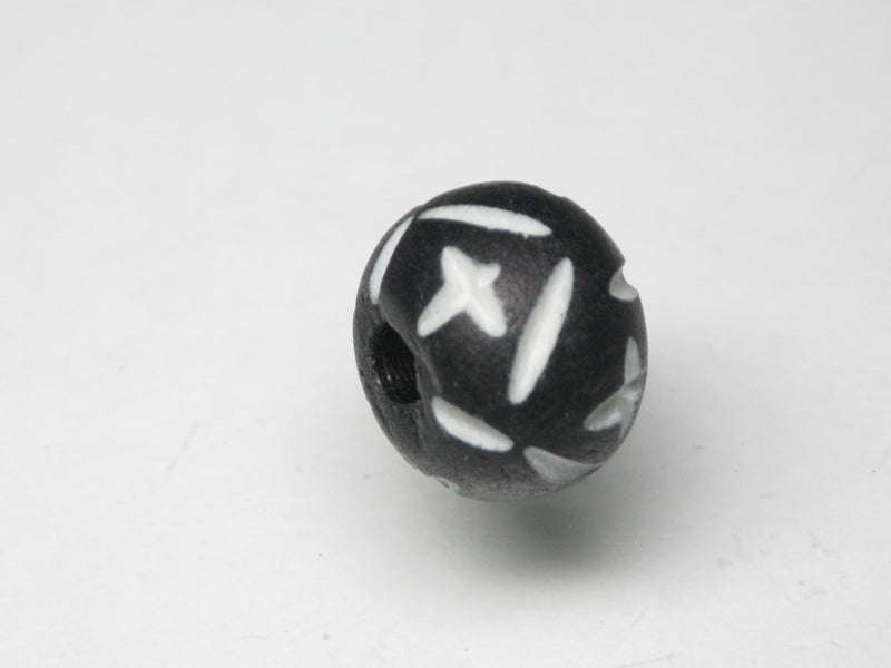 TOKO-BEADS CB210S-03 Bone bead 12mm CB210S-03 ボーンビーズ 12mm Asian bead & African bead  Handmade,Lampeork,bead,asia,india,ethnic,parts,accessory,beads とんぼ玉,ビーズ,トンボ玉,アジア,インド,エスニック,手作り,パーツ,アクセサリー
