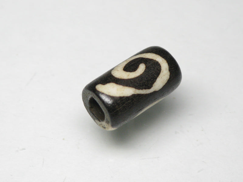 TOKO-BEADS CB210-13S Bone bead 7~8mm CB210-13S ボーンビーズ 7~8mm Asian bead & African bead  Handmade,Lampeork,bead,asia,india,ethnic,parts,accessory,beads とんぼ玉,ビーズ,トンボ玉,アジア,インド,エスニック,手作り,パーツ,アクセサリー