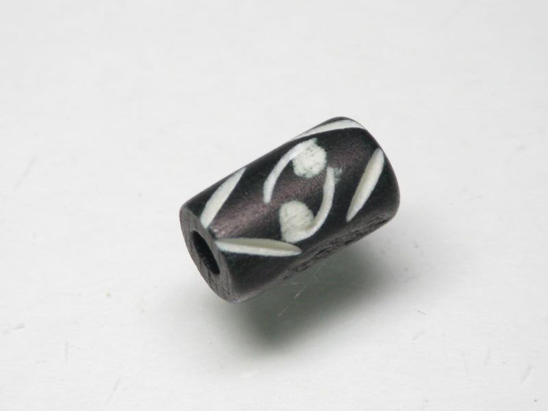 TOKO-BEADS CB210-15S Bone bead 7~8mm CB210-15S ボーンビーズ 7~8mm Asian bead & African bead  Handmade,Lampeork,bead,asia,india,ethnic,parts,accessory,beads とんぼ玉,ビーズ,トンボ玉,アジア,インド,エスニック,手作り,パーツ,アクセサリー