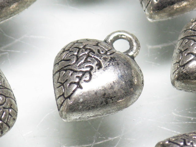 TOKO-BEADS CM035P Metal bead (50pcs) 10mm (cannot be restocked) CM035P メタルチャーム（50個パック） 10mm 在庫限り Asian bead & African bead  Handmade,Lampeork,bead,asia,india,ethnic,parts,accessory,beads とんぼ玉,ビーズ,トンボ玉,アジア,インド,エスニック,手作り,パーツ,アクセサリー
