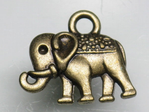 TOKO-BEADS CM188-01 Metal Charm 13mm CM188-01 メタルチャーム（ぞう） 13mm Asian bead & African bead  Handmade,Lampeork,bead,asia,india,ethnic,parts,accessory,beads とんぼ玉,ビーズ,トンボ玉,アジア,インド,エスニック,手作り,パーツ,アクセサリー