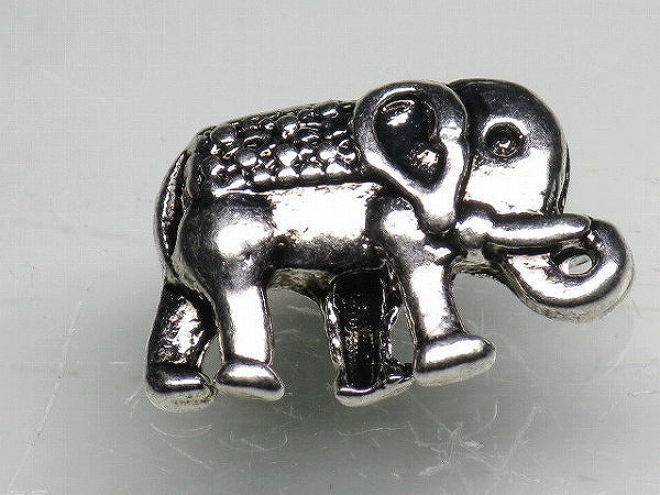 TOKO-BEADS CM188-02 Metal Charm 13.5mm CM188-02 メタルチャーム（ぞう） 13.5mm Asian bead & African bead  Handmade,Lampeork,bead,asia,india,ethnic,parts,accessory,beads とんぼ玉,ビーズ,トンボ玉,アジア,インド,エスニック,手作り,パーツ,アクセサリー