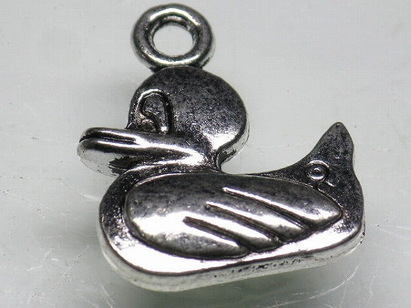 TOKO-BEADS CM188-14 Metal Charm 19mm CM188-14 メタルチャーム（あひる） 19mm Asian bead & African bead  Handmade,Lampeork,bead,asia,india,ethnic,parts,accessory,beads とんぼ玉,ビーズ,トンボ玉,アジア,インド,エスニック,手作り,パーツ,アクセサリー