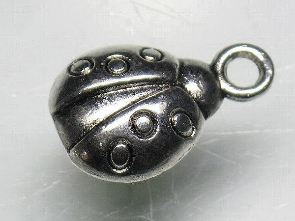 TOKO-BEADS CM188-21 Metal Charm 12mm CM188-21 メタルチャーム（てんとうむし） 12mm Asian bead & African bead  Handmade,Lampeork,bead,asia,india,ethnic,parts,accessory,beads とんぼ玉,ビーズ,トンボ玉,アジア,インド,エスニック,手作り,パーツ,アクセサリー