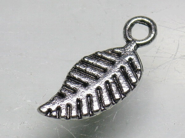 TOKO-BEADS CM188-22 Metal Charm 15mm CM188-22 メタルチャーム 15mm Asian bead & African bead  Handmade,Lampeork,bead,asia,india,ethnic,parts,accessory,beads とんぼ玉,ビーズ,トンボ玉,アジア,インド,エスニック,手作り,パーツ,アクセサリー