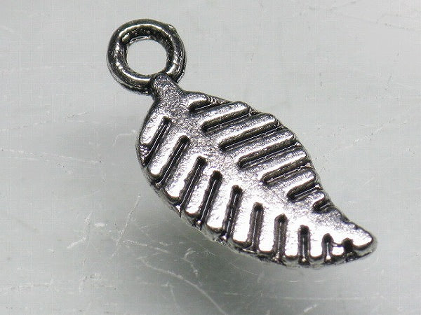 TOKO-BEADS CM188-22 Metal Charm 15mm CM188-22 メタルチャーム 15mm Asian bead & African bead  Handmade,Lampeork,bead,asia,india,ethnic,parts,accessory,beads とんぼ玉,ビーズ,トンボ玉,アジア,インド,エスニック,手作り,パーツ,アクセサリー