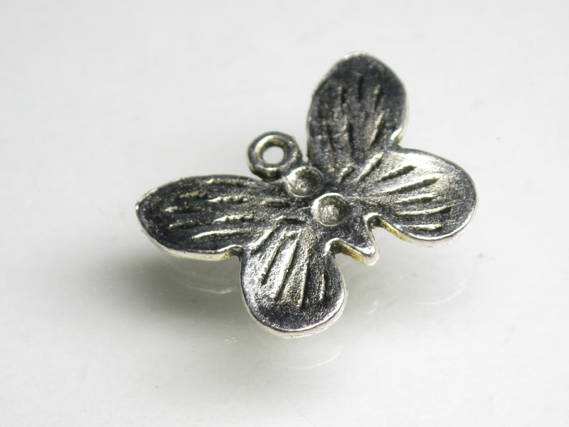 TOKO-BEADS CM188-31 Metal Charm 18mm CM188-31 メタルチャーム（ちょう） 18mm Asian bead & African bead  Handmade,Lampeork,bead,asia,india,ethnic,parts,accessory,beads とんぼ玉,ビーズ,トンボ玉,アジア,インド,エスニック,手作り,パーツ,アクセサリー