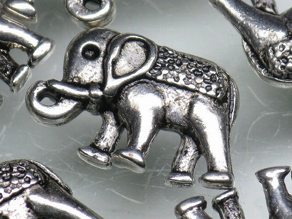 TOKO-BEADS CM188-02P Metal Charm (50pcs) 13.5mm CM188-02P メタルチャーム（50個パック） 13.5mm Asian bead & African bead  Handmade,Lampeork,bead,asia,india,ethnic,parts,accessory,beads とんぼ玉,ビーズ,トンボ玉,アジア,インド,エスニック,手作り,パーツ,アクセサリー