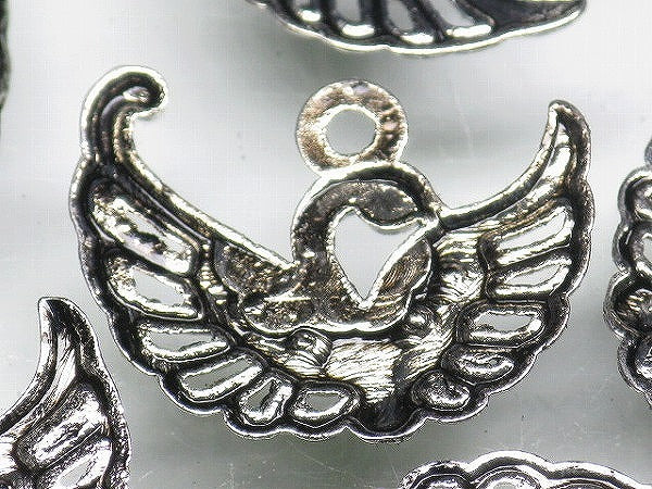TOKO-BEADS CM188-13P Metal Charm (50pcs) 20mm CM188-13P メタルチャーム（50個パック） 20mm Asian bead & African bead  Handmade,Lampeork,bead,asia,india,ethnic,parts,accessory,beads とんぼ玉,ビーズ,トンボ玉,アジア,インド,エスニック,手作り,パーツ,アクセサリー