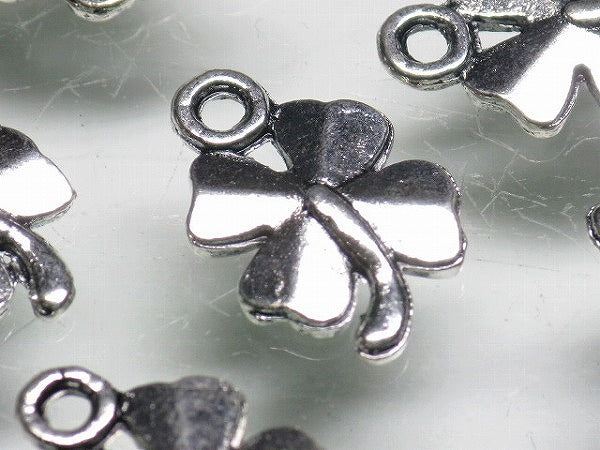 TOKO-BEADS CM188-24P Metal Charm (50pcs) 15mm CM188-24P メタルチャーム（50個パック） 15mm Asian bead & African bead  Handmade,Lampeork,bead,asia,india,ethnic,parts,accessory,beads とんぼ玉,ビーズ,トンボ玉,アジア,インド,エスニック,手作り,パーツ,アクセサリー
