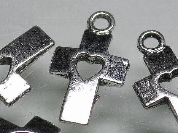 TOKO-BEADS CM188-27P Metal Charm (50pcs) 18.5mm CM188-27P メタルチャーム（50個パック） 18.5mm Asian bead & African bead  Handmade,Lampeork,bead,asia,india,ethnic,parts,accessory,beads とんぼ玉,ビーズ,トンボ玉,アジア,インド,エスニック,手作り,パーツ,アクセサリー