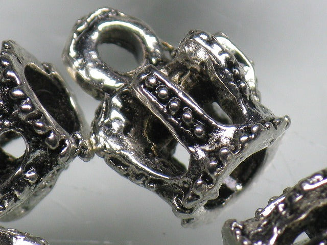 TOKO-BEADS CM225-64P Metal Charm (50pcs) 10mm CM225-64P メタルチャーム（50個パック） 10mm Asian bead & African bead  Handmade,Lampeork,bead,asia,india,ethnic,parts,accessory,beads とんぼ玉,ビーズ,トンボ玉,アジア,インド,エスニック,手作り,パーツ,アクセサリー