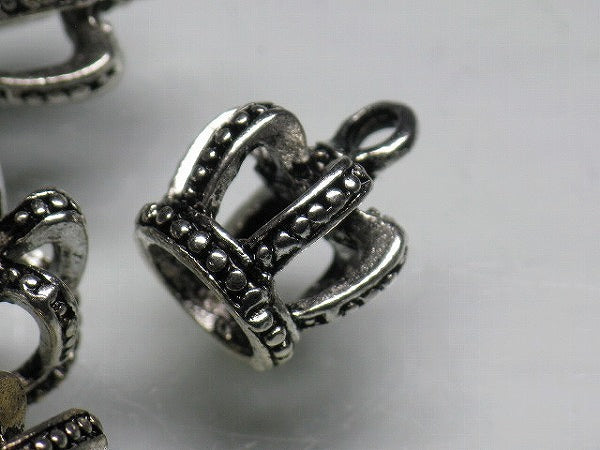 TOKO-BEADS CM225-65P Metal Charm (50pcs) 14.5mm CM225-65P メタルチャーム（50個パック） 14.5mm Asian bead & African bead  Handmade,Lampeork,bead,asia,india,ethnic,parts,accessory,beads とんぼ玉,ビーズ,トンボ玉,アジア,インド,エスニック,手作り,パーツ,アクセサリー