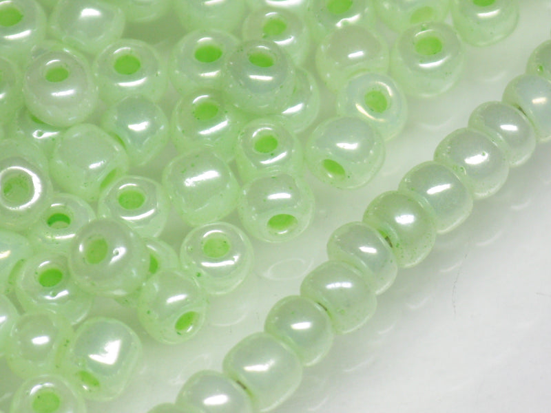TOKO-BEADS CPL137 Glass Seed bead 10g (L) 3~4mm CPL137 丸型ガラスシードビーズ 10g（L） 3~4mm Asian bead & African bead  Handmade,Lampeork,bead,asia,india,ethnic,parts,accessory,beads とんぼ玉,ビーズ,トンボ玉,アジア,インド,エスニック,手作り,パーツ,アクセサリー