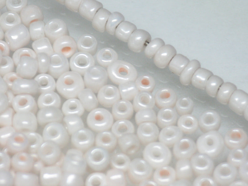 TOKO-BEADS CPM024 Glass Seed bead 10g (M) 2~3mm CPM024 丸型ガラスシードビーズ 10g（M） 2~3mm Asian bead & African bead  Handmade,Lampeork,bead,asia,india,ethnic,parts,accessory,beads とんぼ玉,ビーズ,トンボ玉,アジア,インド,エスニック,手作り,パーツ,アクセサリー