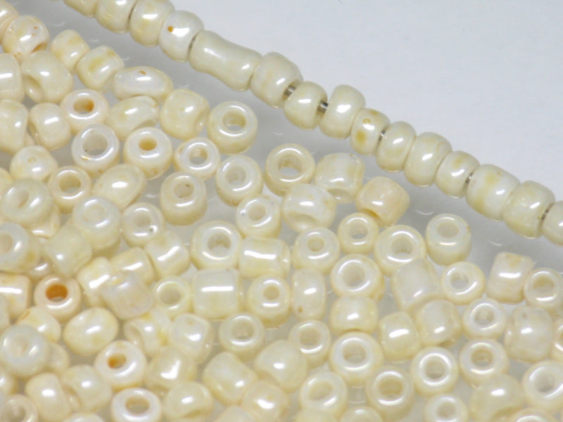 | TOKO-BEADS |CPM073 丸型ガラスシードビーズ（M） 2~3mmとんぼ玉,ビーズ,トンボ玉,アジア,インド,エスニック,手作り,パーツ,アクセサリー