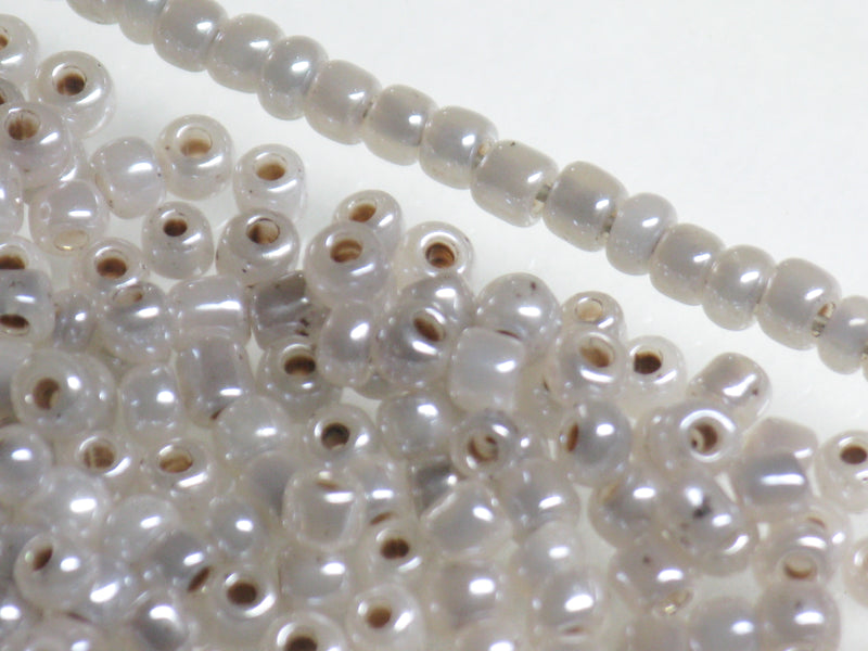 TOKO-BEADS CPM119 Glass Seed bead 10g (M) 2~3mm CPM119 丸型ガラスシードビーズ 10g（M） 2~3mm Asian bead & African bead  Handmade,Lampeork,bead,asia,india,ethnic,parts,accessory,beads とんぼ玉,ビーズ,トンボ玉,アジア,インド,エスニック,手作り,パーツ,アクセサリー