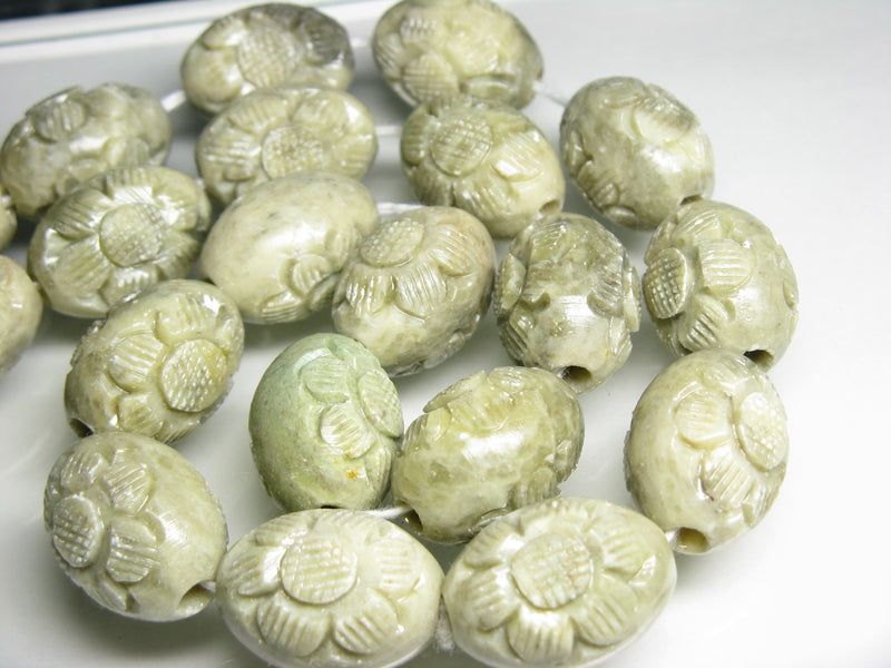 TOKO-BEADS CZ008-52N Soap stone bead (strand) 17~17.5mm CZ008-52N ソープストーンビーズ（連） 17~17.5mm Asian bead & African bead  Handmade,Lampeork,bead,asia,india,ethnic,parts,accessory,beads とんぼ玉,ビーズ,トンボ玉,アジア,インド,エスニック,手作り,パーツ,アクセサリー
