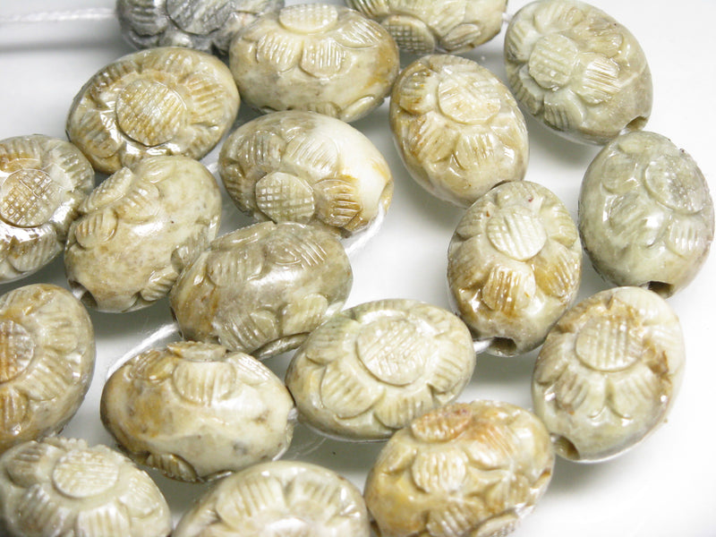 TOKO-BEADS CZ008-57N Soap stone bead (strand) 17~17.5mm CZ008-57N ソープストーンビーズ（連） 17~17.5mm Asian bead & African bead  Handmade,Lampeork,bead,asia,india,ethnic,parts,accessory,beads とんぼ玉,ビーズ,トンボ玉,アジア,インド,エスニック,手作り,パーツ,アクセサリー