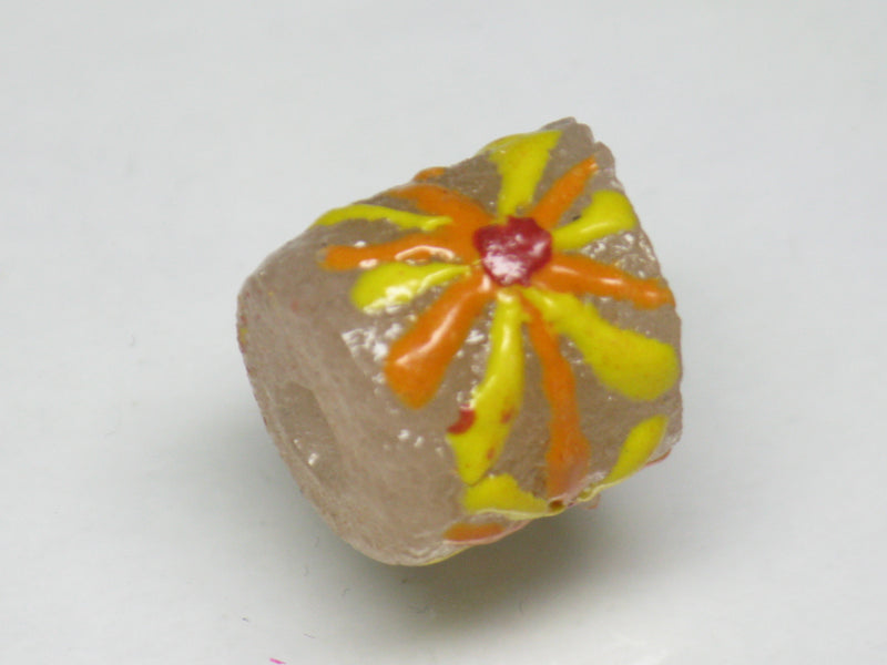 TOKO-BEADS EG103-06 African floral glass bead 12~13mm EG103-06 アフリカの花柄とんぼ玉 12~13mm Asian bead & African bead  Handmade,Lampeork,bead,asia,india,ethnic,parts,accessory,beads とんぼ玉,ビーズ,トンボ玉,アジア,インド,エスニック,手作り,パーツ,アクセサリー