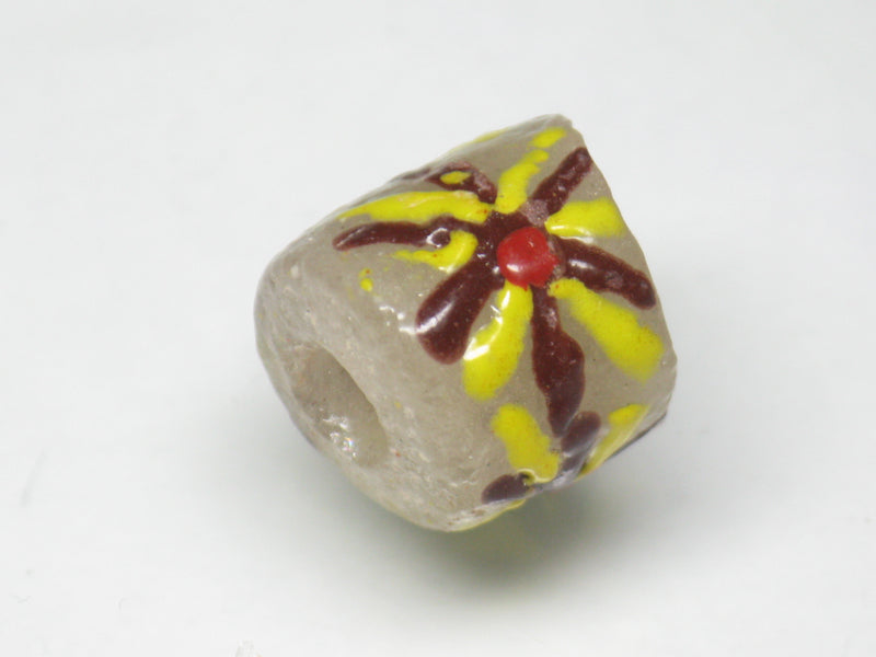 TOKO-BEADS EG103-07 African floral glass bead 12~13mm EG103-07 アフリカの花柄とんぼ玉 12~13mm Asian bead & African bead  Handmade,Lampeork,bead,asia,india,ethnic,parts,accessory,beads とんぼ玉,ビーズ,トンボ玉,アジア,インド,エスニック,手作り,パーツ,アクセサリー