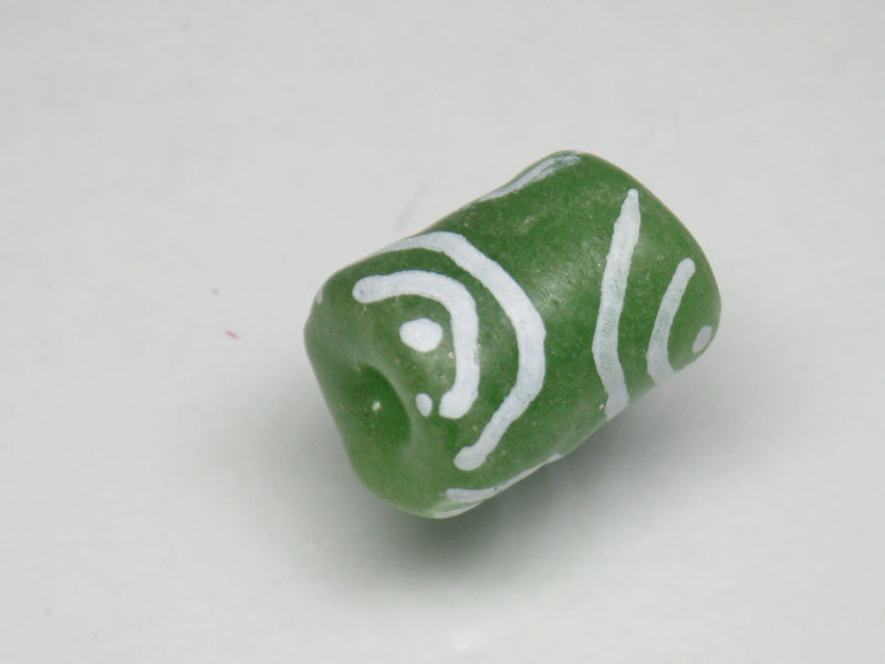 TOKO-BEADS EG104-23 African tube glass bead  10mm EG104-23 チューブ型ガラスビーズ 10mm Asian bead & African bead  Handmade,Lampeork,bead,asia,india,ethnic,parts,accessory,beads とんぼ玉,ビーズ,トンボ玉,アジア,インド,エスニック,手作り,パーツ,アクセサリー