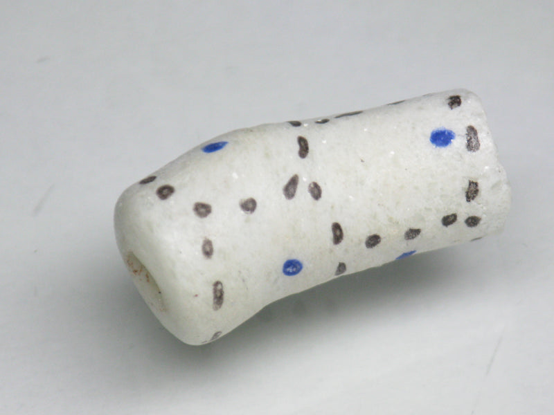 TOKO-BEADS EG105-02 African tube glass bead  11mm EG105-02 エルボー型とんぼ玉 11mm Asian bead & African bead  Handmade,Lampeork,bead,asia,india,ethnic,parts,accessory,beads とんぼ玉,ビーズ,トンボ玉,アジア,インド,エスニック,手作り,パーツ,アクセサリー