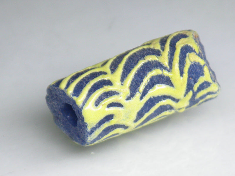 TOKO-BEADS EG105-06 African tube glass bead  10mm EG105-06 エルボー型とんぼ玉 10mm Asian bead & African bead  Handmade,Lampeork,bead,asia,india,ethnic,parts,accessory,beads とんぼ玉,ビーズ,トンボ玉,アジア,インド,エスニック,手作り,パーツ,アクセサリー